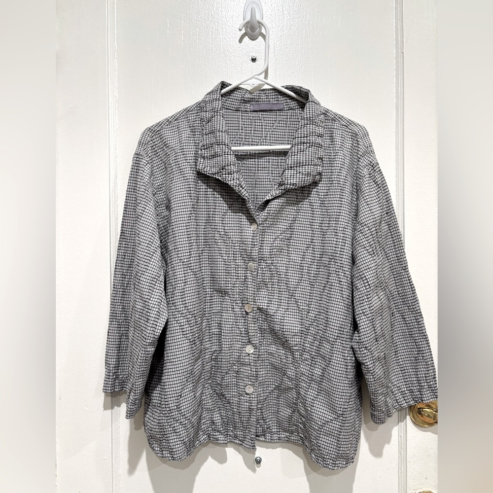 Cut loose button down blouse